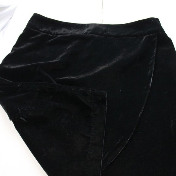 Dalia Collection | Gorgeous Black Velvet Skirt Size 8 | Excellent Condition - Picture 6 of 16